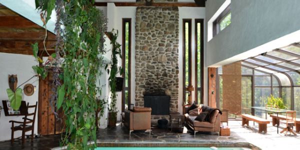 aspaces_'s tweet photo. A swimming pool in a living room ? Why not ! Discover the Valcourt house, a large open space with a swimming pool ! https://t.co/IHlBrYBX9u
#aspaces #uniquespaces #montreal #canada #agence #apollo #house #valcourt #videoshoot #amazing #swimmingpool #love https://t.co/sLqadx5FXa