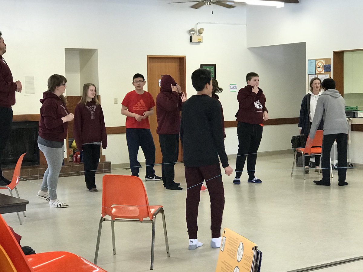 YMCAEdm's tweet photo. Today we learn how to make bannock, play predator vs. prey, make and use our Maori sticks, and participate in a communication workshop! #YExchanges #YExplore #YConnect https://t.co/h4jgE3PsuY