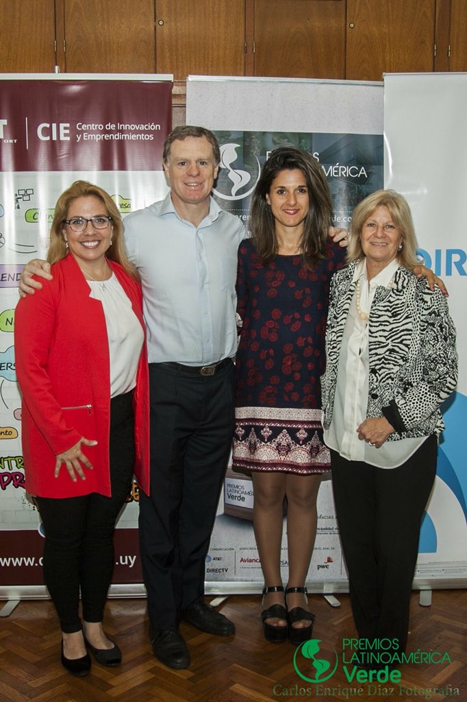 Compartimos cobertura completa de lo que fue el lanzamiento de la 5ta. edición de <a href="/premiosverdes/">Premios Verdes</a> hace unos días en nuestro país, en el marco de su gira regional. ¡Gracias a todos los que participaron y apoyaron! Gacetilla > bit.ly/2pz7hKQ 💡🍃🌍 #PremiosVerdes #Rabelouy