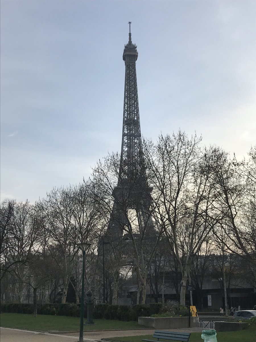 marykayorr's tweet photo. It doesn’t get better than Trafalgar Tours “Paris Explorer” tour. Amazing guide Jonathan, fantastic sights, excellent attention to detail. #simplytrafalgar @TrafalgarTalk https://t.co/QWznxZU9qN