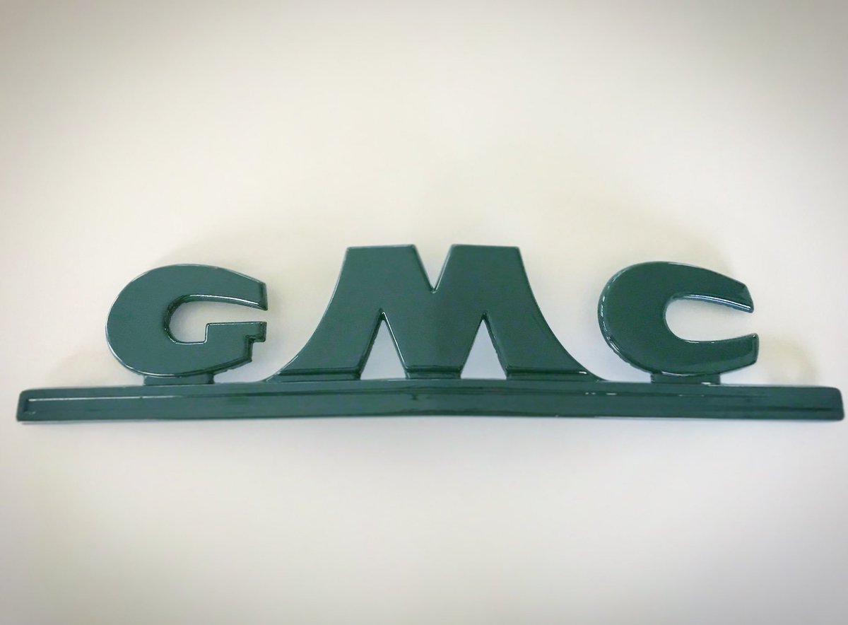 We just finished painting this awesome #vintage GMC emblem to match the colour of the customer’s 1934 truck! Pretty happy with the result! <a href="/FixAutoCanada/">Fix Auto Canada</a> #fixauto #custom #axalta #green #autobody #NorfolkCounty #localbusiness #ILoveNorfolk