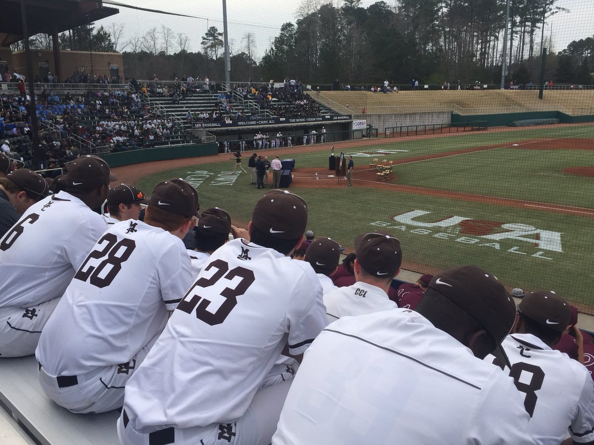 CaravanBaseball's tweet photo. Mount Carmel Baseball at the Opening Ceremony of #NHSI18. This evening also includes the ring ceremony for Alek Thomas and the U-18 team who won the world championship last year.

#CaravanInNC #WeAreMC https://t.co/dTKNvAiD6B