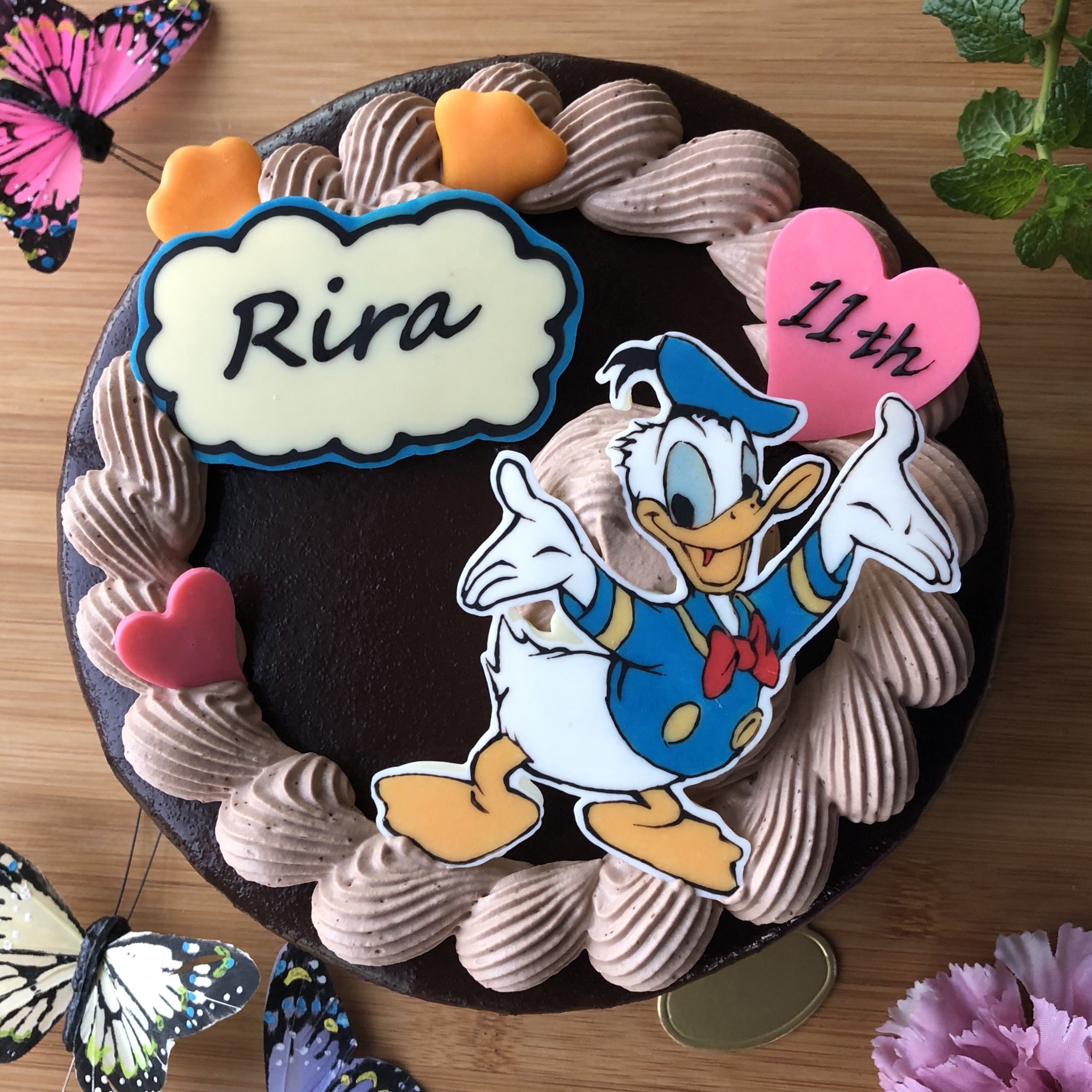 モロン おはようございます ドナルドダック の チョコレートケーキ を作りました ドナルドは何気にお初でした ドナルドのお尻 っぽいお名前プレートにしてみました ディズニー お菓子作り T Co Cknoiuyapr Twitter