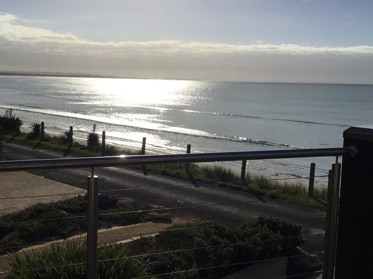 auldtim's tweet photo. Brilliant morning from the balcony at Auldys East Beach Accommodation Port Fairy...
Enjoy the day...#auldys #portfairy https://t.co/ZtUlQEucJY