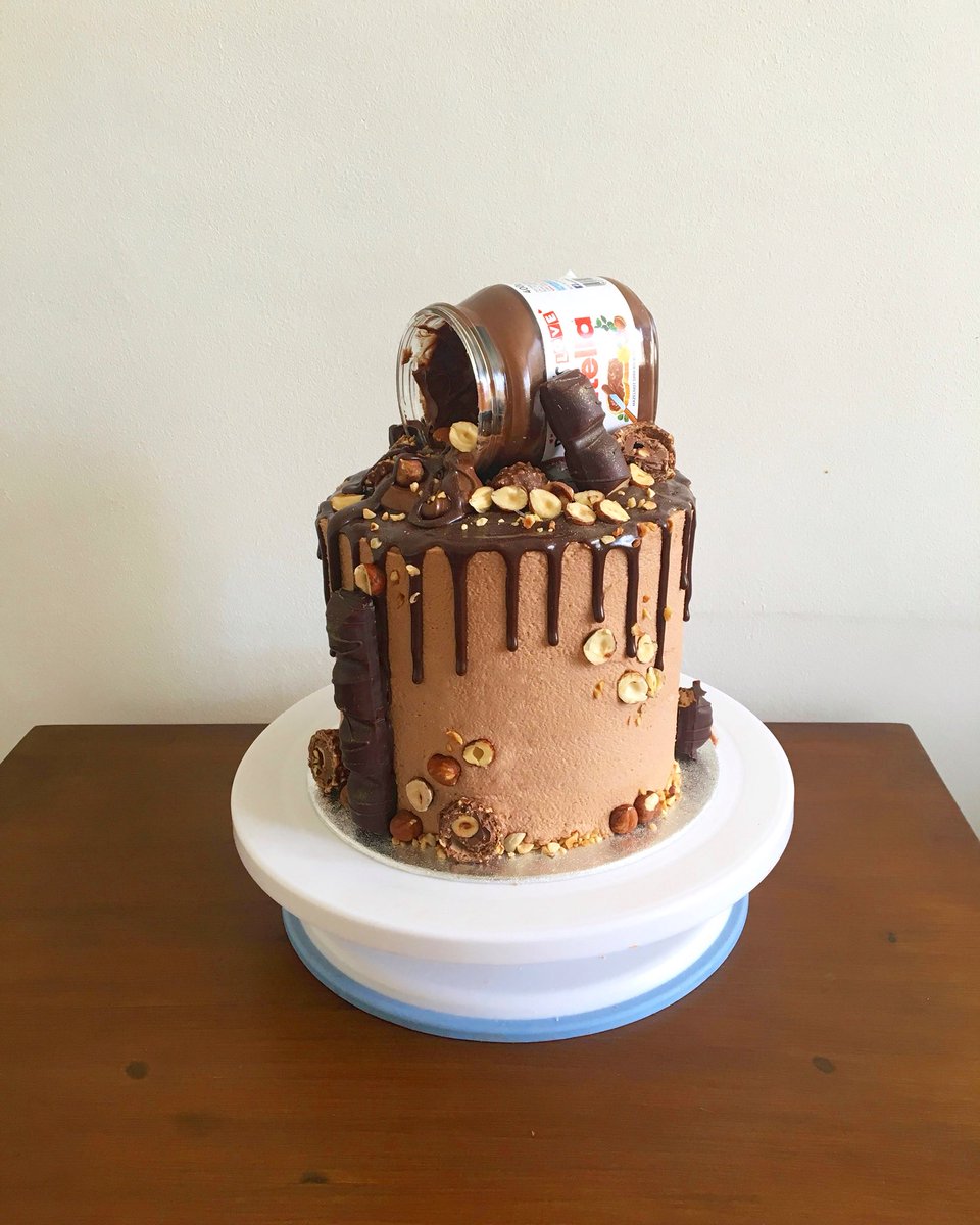 EmRoseCakes tweet picture