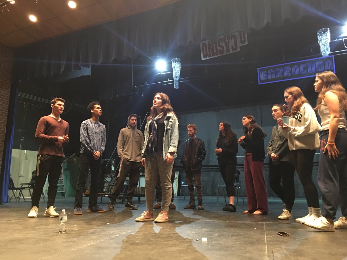 RRhodesCCSD's tweet photo. A Capella dress rehearsal! https://t.co/mL178F45F4