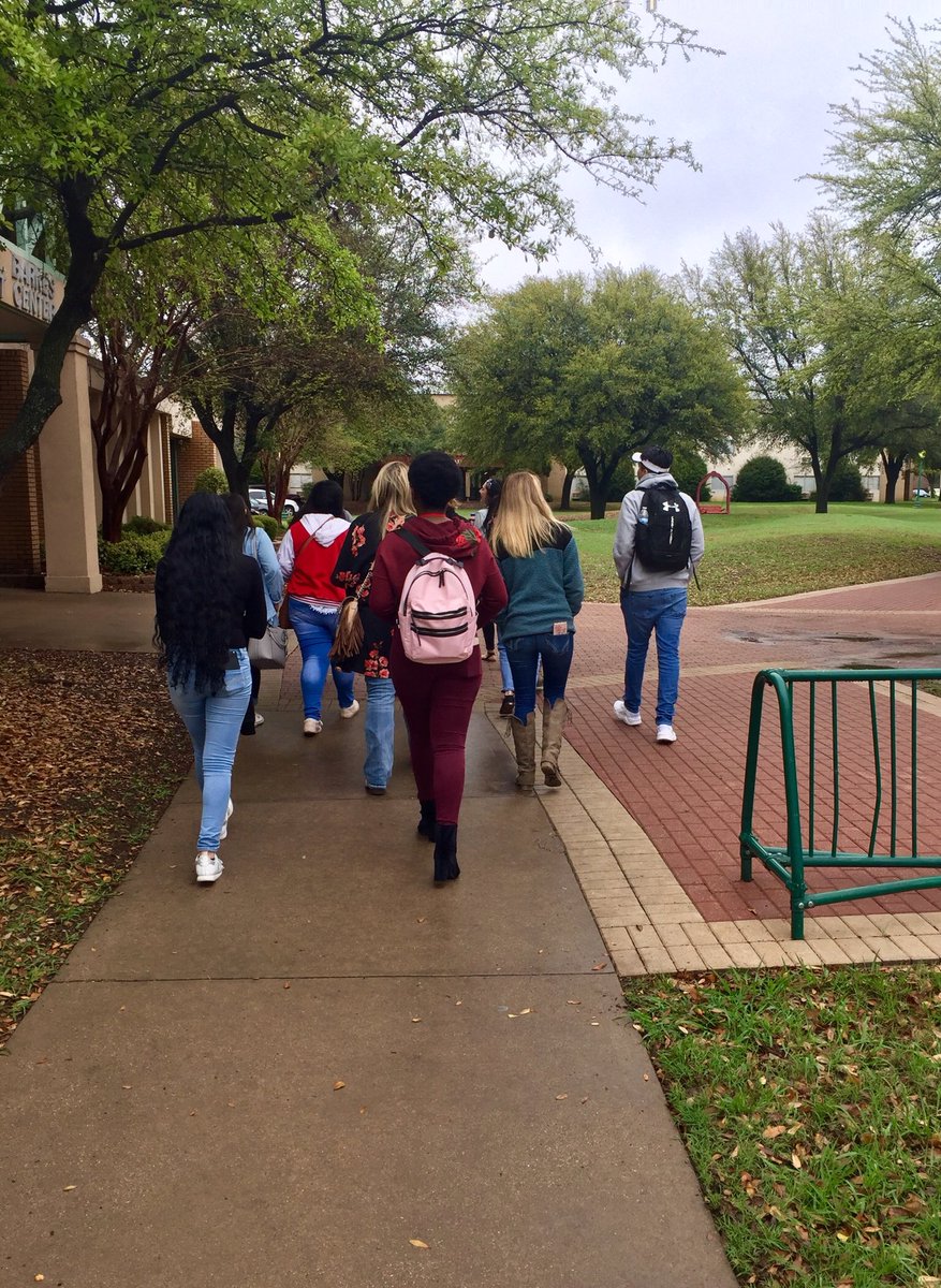 WHSTAFE's tweet photo. Fun day @ SAGU &amp; their EDU dptment. Thank you Dr. Wirth and the professors &amp; students that spent the day with us! #futureteachers #WHS https://t.co/cq0aOWIakb