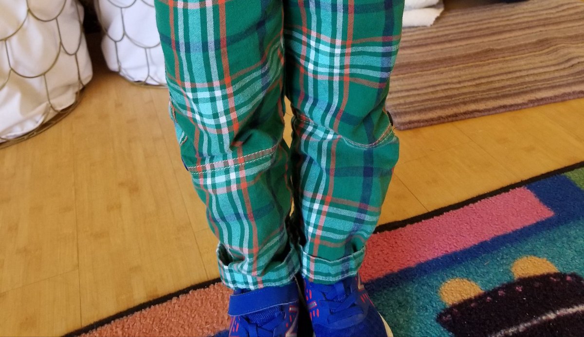 joyfilled13's tweet photo. I teach preschool and kindergarten and a student was wearing these awesome plaid pants! ❤ I think Lee @KavanjSmith could rock these! #Hearties #WhenCallsTheHeart @LeesPlaidPants https://t.co/rvt72NAYaf