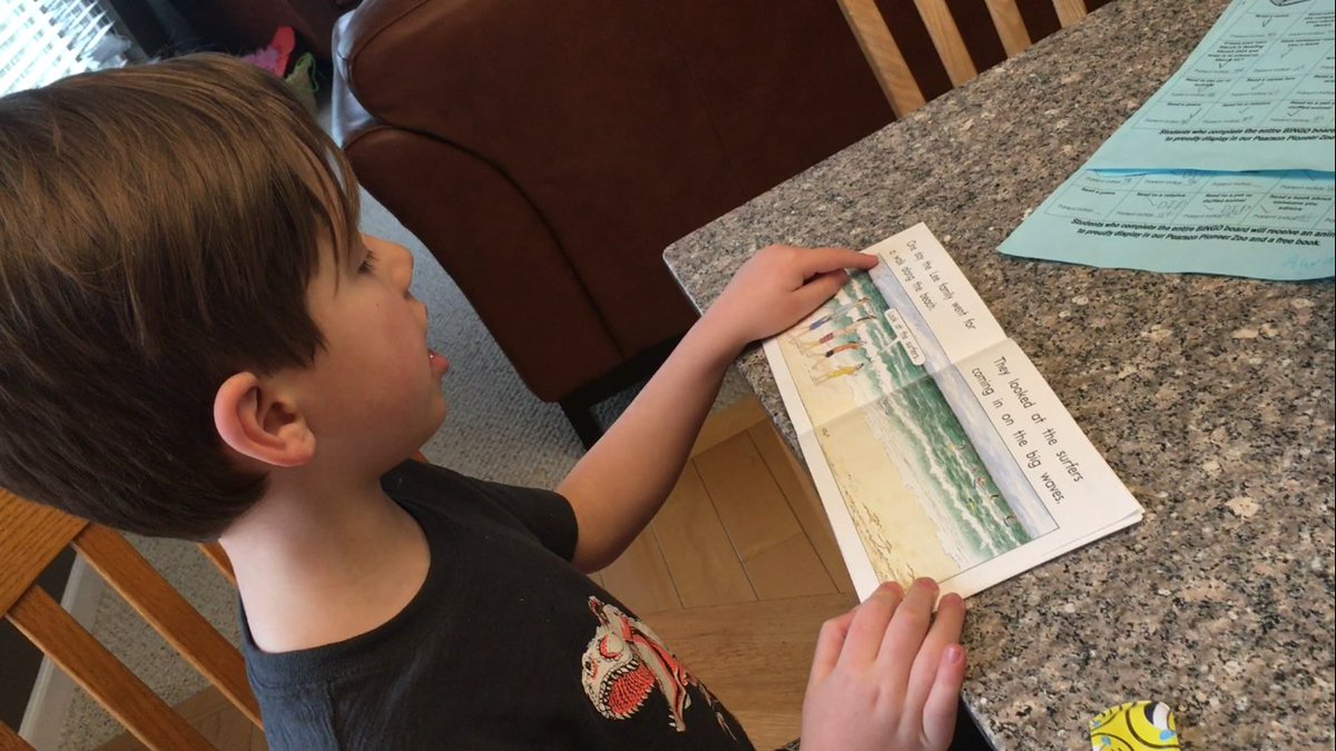 smwalsh1978's tweet photo. Colin showing off his reading skills!

@SLCSpearson #pioneerspaws4reading https://t.co/2bU2LGoWSO