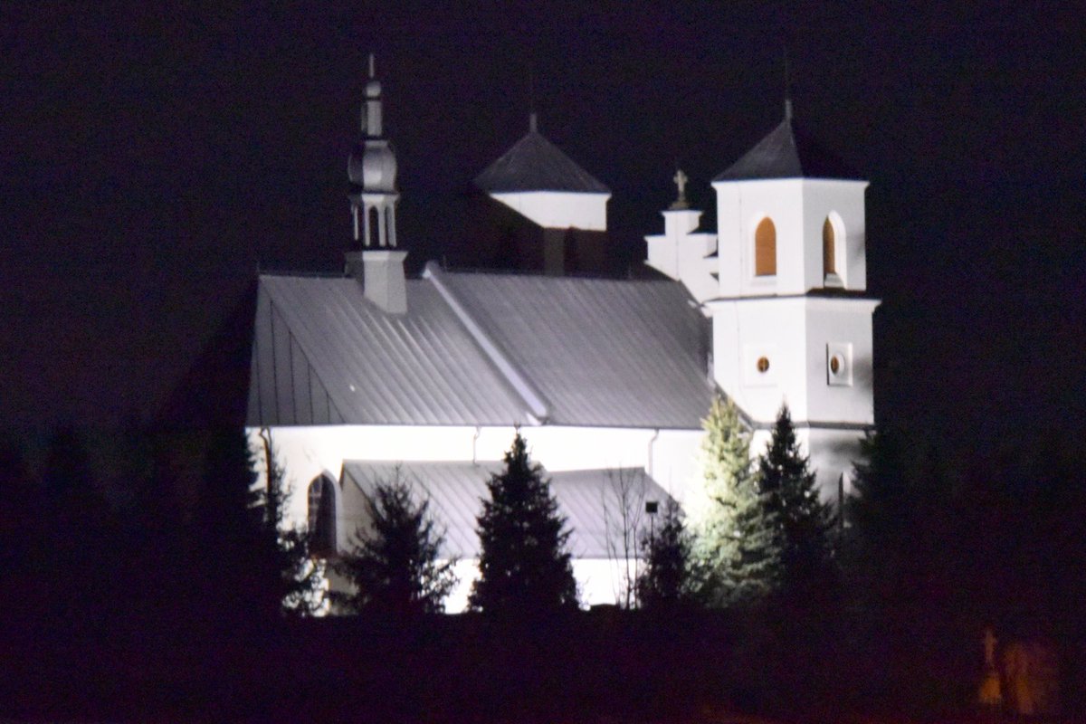 rocaPL's tweet photo. #Modliborzyce (koo #Opatow'a) - #kościół parafialny pod wezwaniem św. Benedykta
#architekturasakralna #Polskanocą #świętokrzyskie https://t.co/EIJYpZYVIh