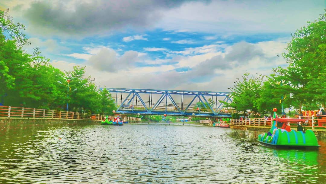 kotaindramayu's tweet photo. Pagiii Indramayu. Selamat menjalani aktivitas hari Kamis | IG: si_santoon #cimanuk https://t.co/PkqjPfKMVn