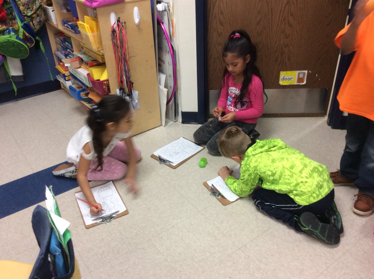 MrsCLAnderson's tweet photo. #shandses word wall word egg hunt! https://t.co/FsS7Rzhkqw