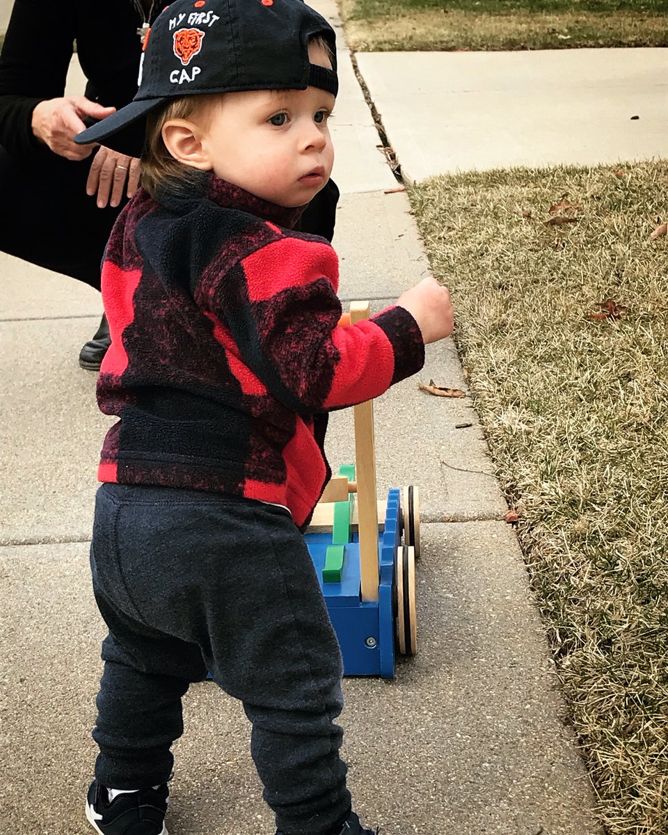 Coachhoff_'s tweet photo. Daddyโs boy #mulletmaster #futureheartbreakkid #dabears https://t.co/LzVooTDK7I