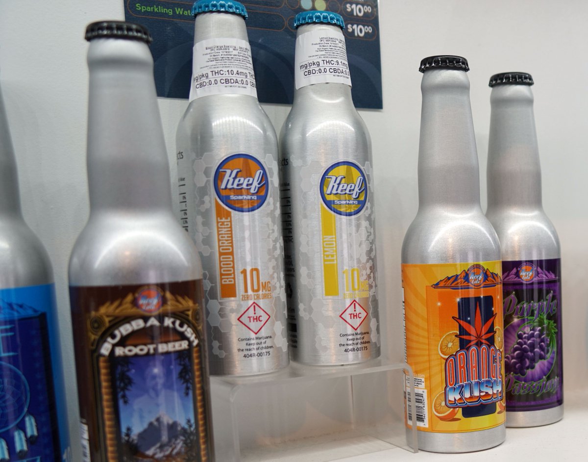 newscentermaine's tweet image. Blue Moon's brewer launching marijuana-infused 'beer' bit.ly/2GGVALI via @USATODAY