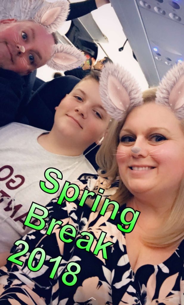 TicTockMrsGlock's tweet photo. @SpiritAirlines thank you so much to the Pilots, Stewardesses and Stewards for a safe flight from Newark to Orlando. #LoveTheJokes #MagicalFlight #983 https://t.co/dTVdkCwoC7