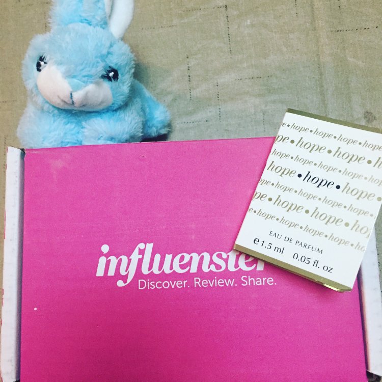 Heathababe's tweet photo. So I seriously thought this little bunny was perfect. Today I have been wearing this perfume all day and let me tell you, this perfume has really elevated my attitude today. @hopefragrances @influenster #theupliftingfragrance #hopeuplifting #complimentary #contest https://t.co/elJwOkOo7D