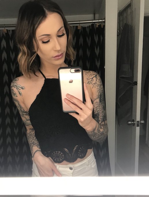 I&rsquo;d date me today. https://t.co/utnNC8rv4Z