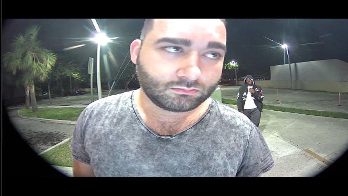 Surveillance video captures fatal shooting at ATM in North Miami Beach bit.ly/2uuwue9 https://t.co/B4g9BP00wO