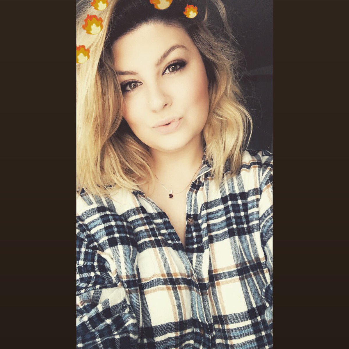 jordanmferris's tweet photo. Please enjoy photos of my face #ImThatWCW @ImThatGentleman https://t.co/UErkumT12T