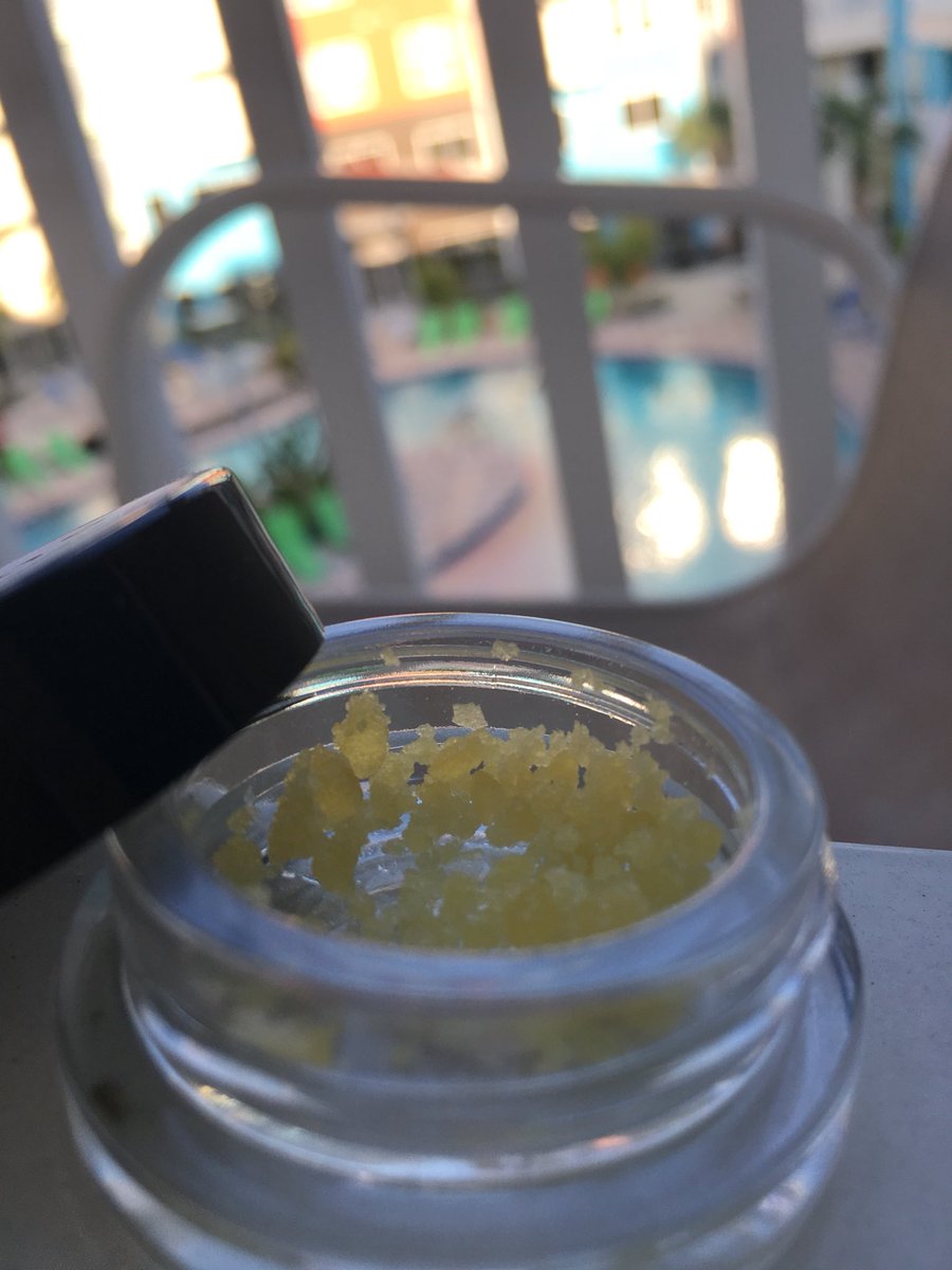 cbdabs tweet picture