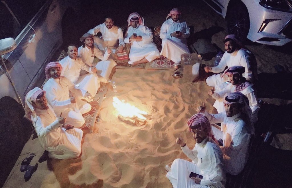 ghazi_almutair1's tweet photo. #اجتماع_المحزم_المليان
يوم للتاريخ❤️🌹 https://t.co/papCzOzDlx