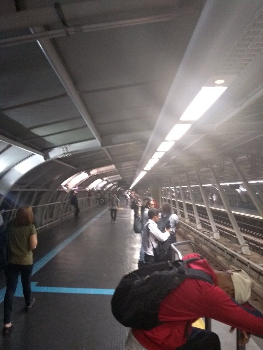 Linha5Lilas's tweet photo. 21:17 estação Sto Amaro sentido Capão Redondo, fluxo de passageiros acima da média para o horário! #metrosp (RCO 😎) https://t.co/JsuvrahVD4