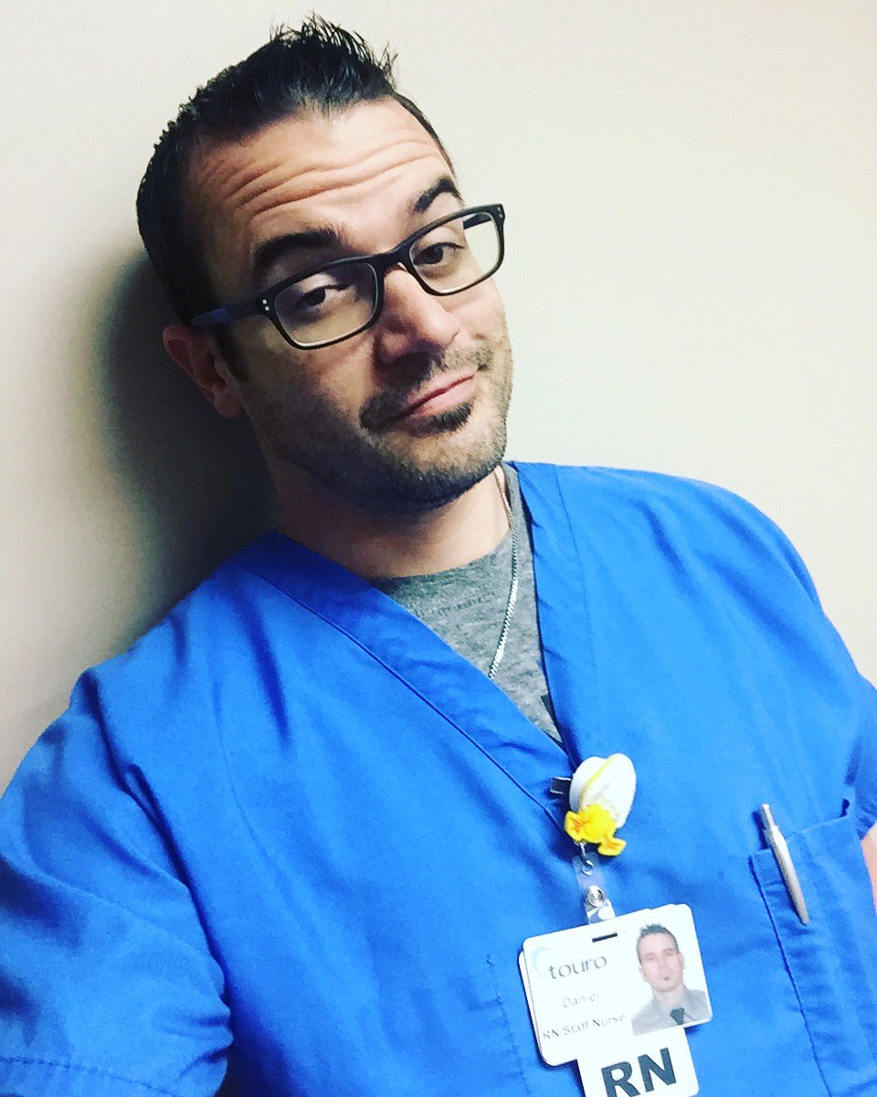 DanFlynn's tweet image. Decided to rock the @NightwatchTitus look today....gave my eyes a break from the contacts and wore my glasses!!  I think I rock them better than he does anyhow!!!  Lol!!  #happyhumpday #wednesdayvibe #workflo #thepulse #nola #erlife #nurse #murse #murselife #lordhavemursey #rn