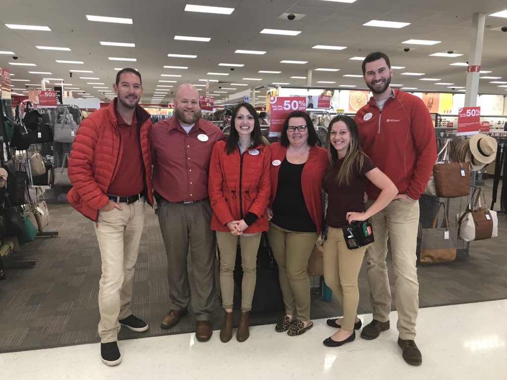 Shout out to <a href="/TanMan56/">Tanner Smith</a> and the T2206 team for showing us how they sell!   I’m thankful for the leadership of <a href="/BHaeusser/">Bryan Haeusser</a> in D161.  Great spending a final day together in Boise.