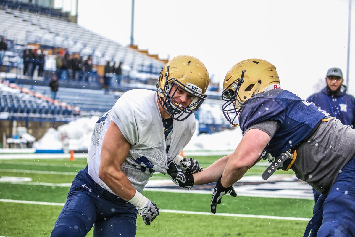 BJ_Robrtsn's tweet photo. #WatchUsNowWednesday
New Opportunity Tomorrow
@Bailey21T @JPadmos12 @loganmac23 @tuckles77 @ReddZach @kylefinch53 @curtisamos80 https://t.co/GV7WEckjuS