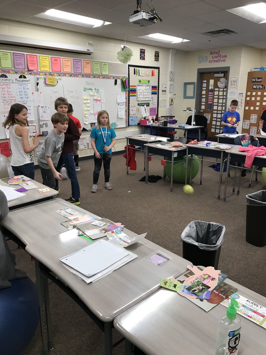 biberos_lacy's tweet photo. Today it was all about teamwork! We reviewed by playing a fun game in math, analyzed poems, and cheered each other on! I love these kids and how much they care about each other. ❤️ #RiseGI #GIShoemaker #kidsdeserveit https://t.co/UQfbiZzGBp