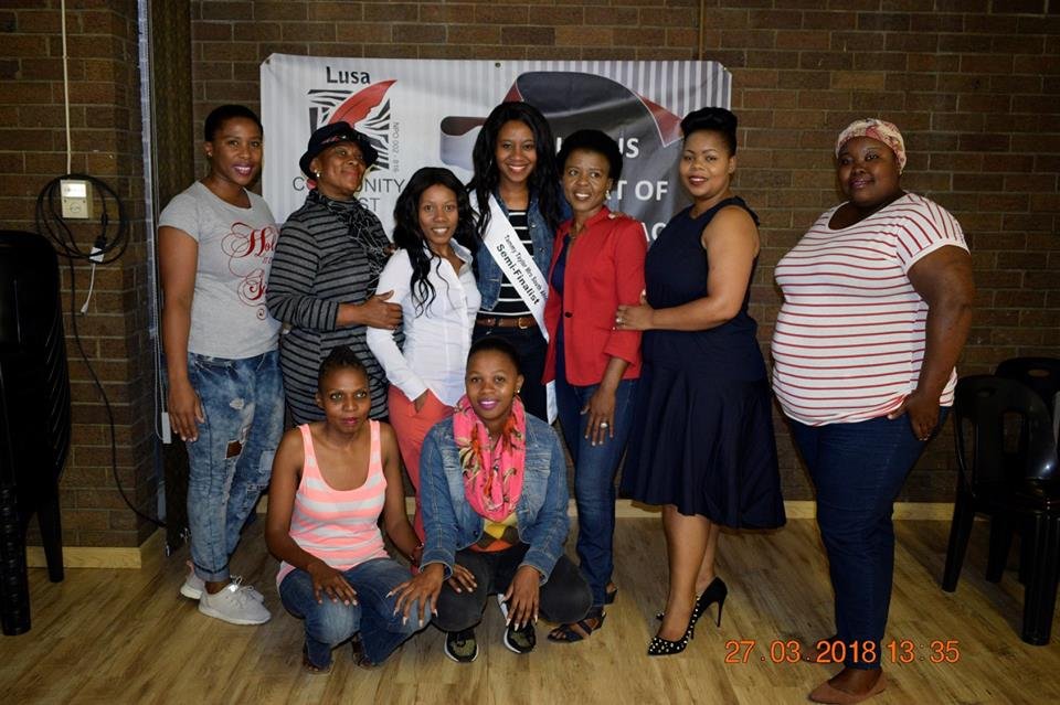 LusaComChest's tweet photo. Victorius Masoho, Sasolburg’s own semi-finalist in the Mrs South Africa Pageant and Lusa Community Chest’s Brand Ambassador, visited Lusa Community Chest on 27 March 2018 to address The Abigail Enterprise participants. https://t.co/WhwmaSMRAS