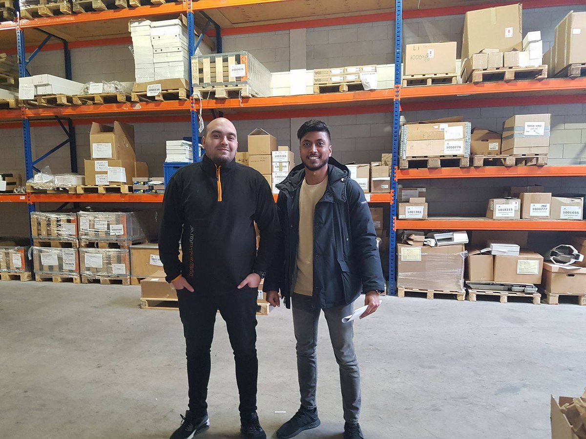 Aditech_NL's tweet photo. Weer een nieuwe starter voor Aditech Den Haag. Heel veel succes Jeffrey!

#WerkVoorWinnaars #OpNaarDeVolgende https://t.co/gIiGHrs8XK
