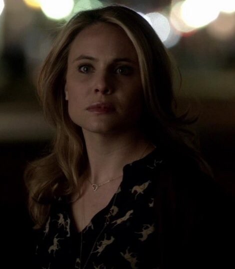 xoxosteroline's tweet photo. I Feel Like Nows The Time Klaus Really Needs His Therapist... #RIPCAMI #Klamille https://t.co/TTROozadPQ