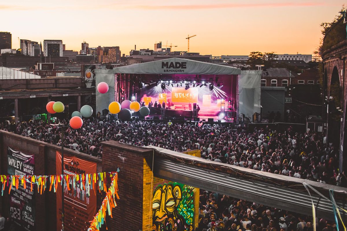 Peeping out the curtains each morning, wondering if it's summer yet? ☀️🎉🎪