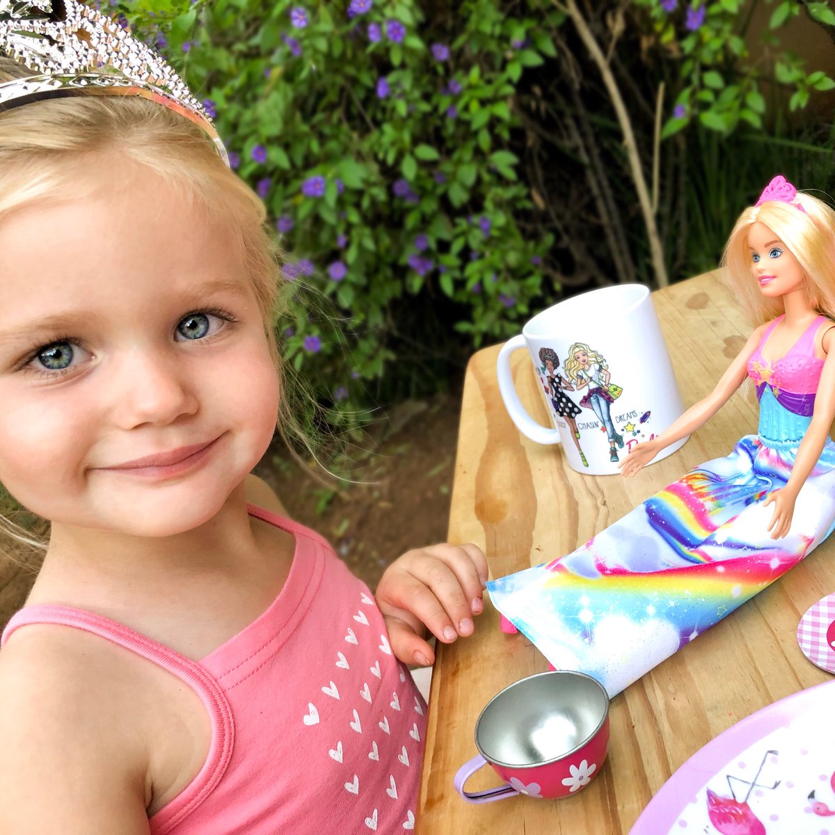 mommalikeme's tweet photo. {Win a Barbie Dreamtopia doll} The power of imagination play - Barbie Dreamtopia. https://t.co/UmuCc4PeqO
#giveaway #competition #barbie #barbiedreamtopia #win #imagination #imaginationplay #princess #children #play #mattel #youcanbeanything #dreams #mommalikeme #samommyblogger https://t.co/Nox0kW26w6