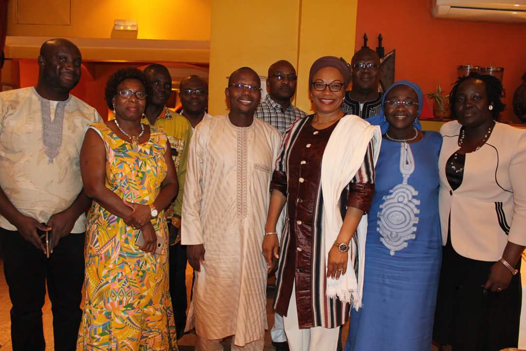 Thiomcy's tweet photo. grossesses d mineurs d 13 à 17 ans recu dans 05 formations sanitaires collecté en 2017 par  société dè Gynécologues et obstétriciens du #Burkina: 797 cas. Restitution et interpellation d 4 cibles de plaidoyer. @MajBurkina @JASRPFBurkina @ejfaso https://t.co/hMQxfh9E5T