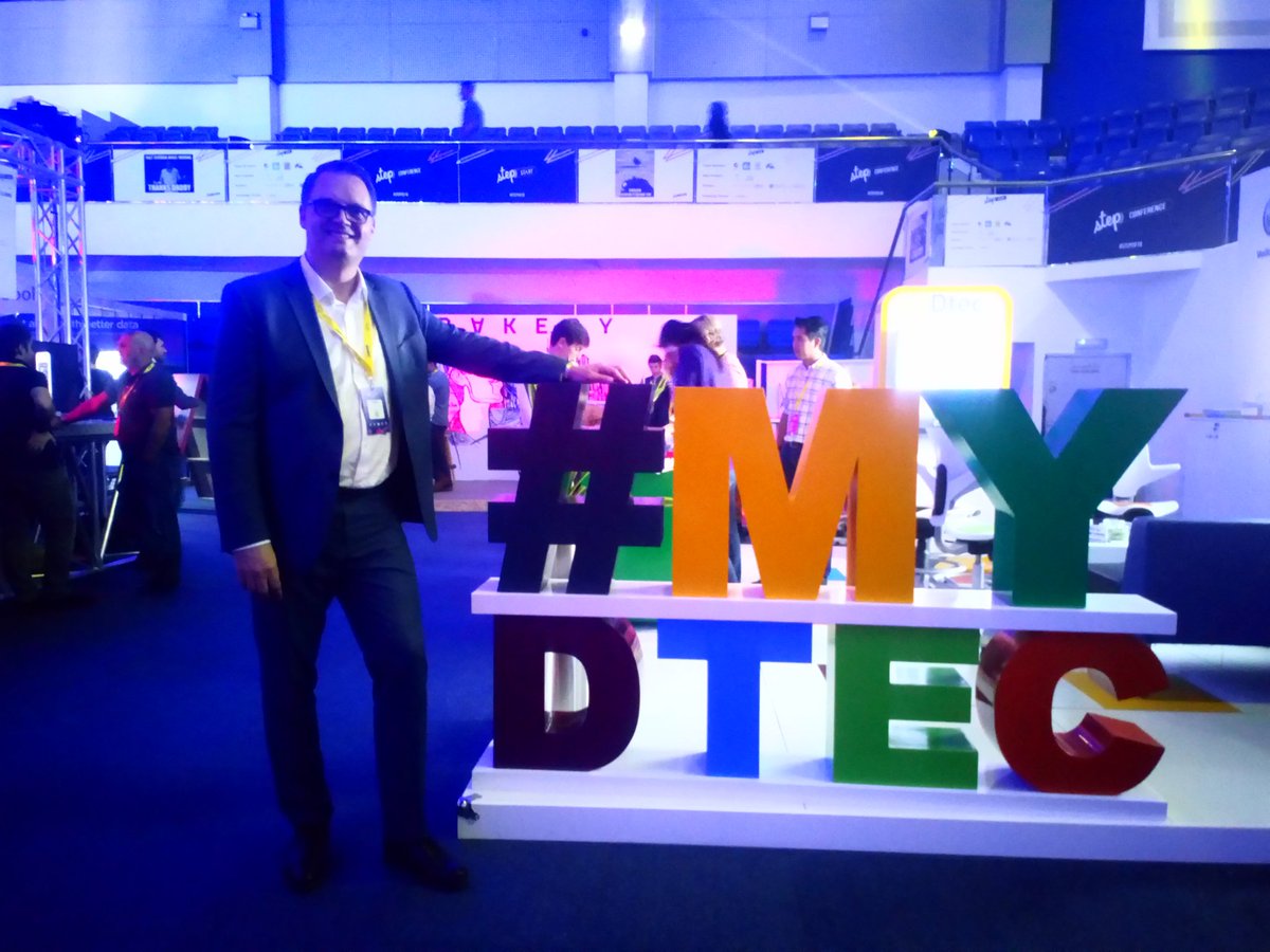Dtec_dso's tweet image. Catch us on the #STEPStart stage at 10.30am as Hans Christensen, Director of Dtec discusses enterprise innovation with @microsoftgulf's Sherif Tawfik, @CrescentEnterp's Tushar Singhvi and E11 Capital's Yousuf Al Mulla

#STEP2018 #mydtec