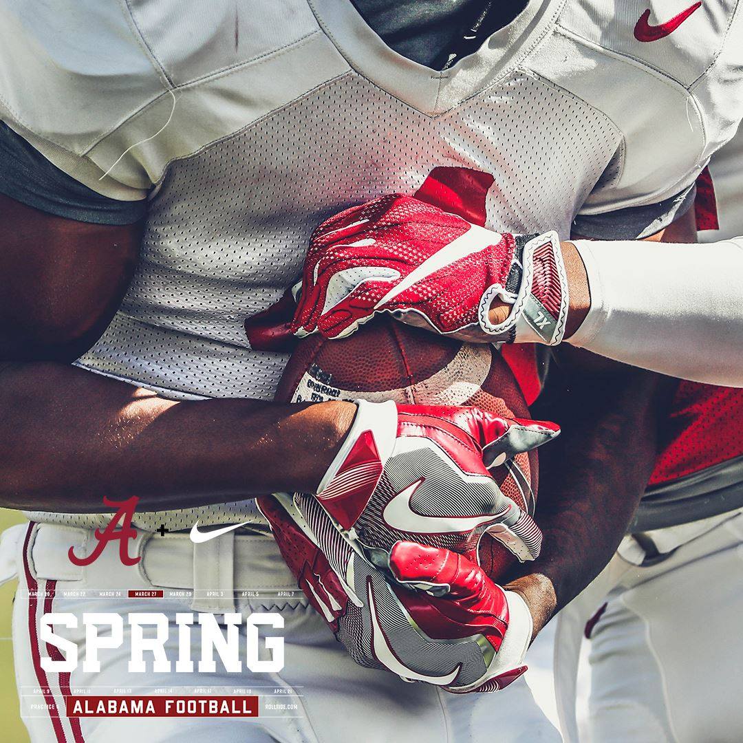 Crimsontide_FC's tweet photo. 1st day in full pads
#OutworkYesterday
#RollTide
@TheAlabamaBand
@AlabamaFTBL
#BuiltByBama 
#RollTide 
@bamasports 
@UA_Athletics
@rolltidebmz
@247Sports.
@BamaGymnastics
@BamaNorCal 
@AlabamaOnScout 
@BamaRollTideNet https://t.co/XuppcDPPcI