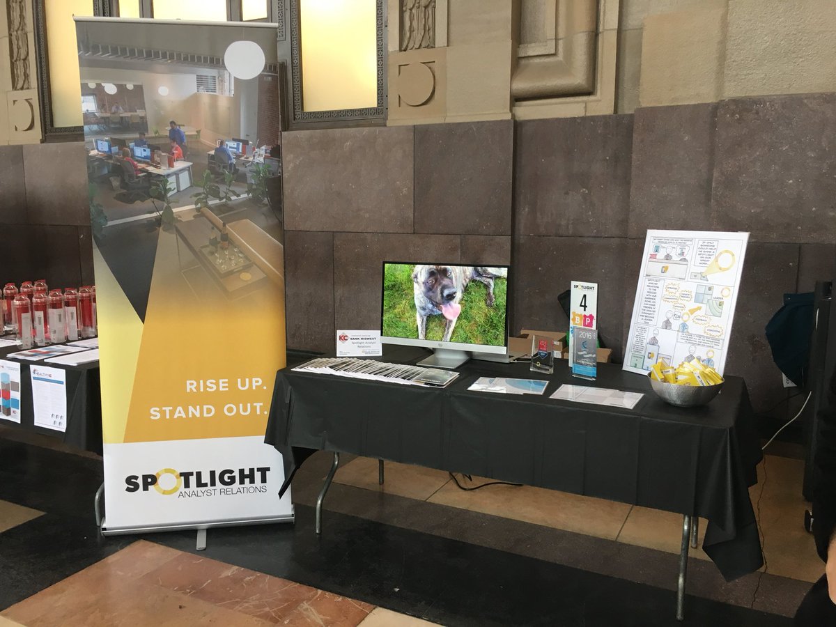 SpotlightAR's tweet image. Had a great time at the @kcchamber Small Business Showcase tonight! #thisisAR #SpotlightAR #analystrelations