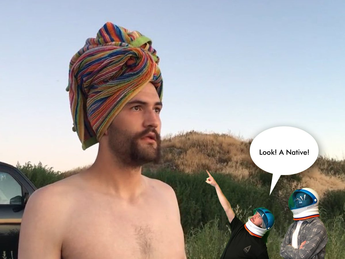 theycallmeStu's tweet image. How did @Shonduras become friends with @TallChicken? A trip to his planet of course!  #shonduras #tallchicken #photoshop  @SpacestationGG @garlik_b @seanholladay