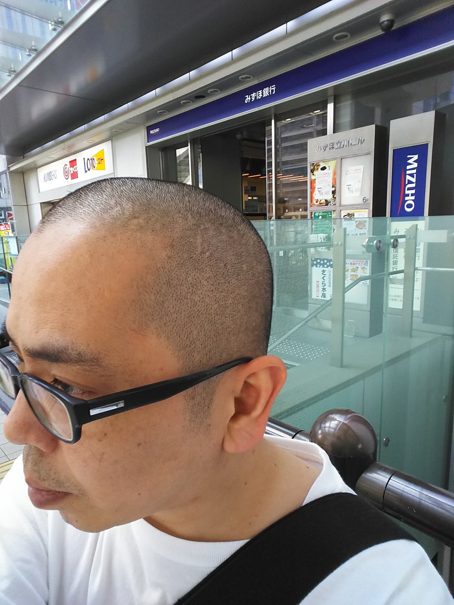 はなちゃん 初めての一ミリ やり過ぎた 笑 坊主 一ミリ T Co C2sgpmwpzs Twitter はなちゃん 初めての一ミリ やり過ぎた 笑 坊主 一ミリ T Co C2sgpmwpzs Twitter