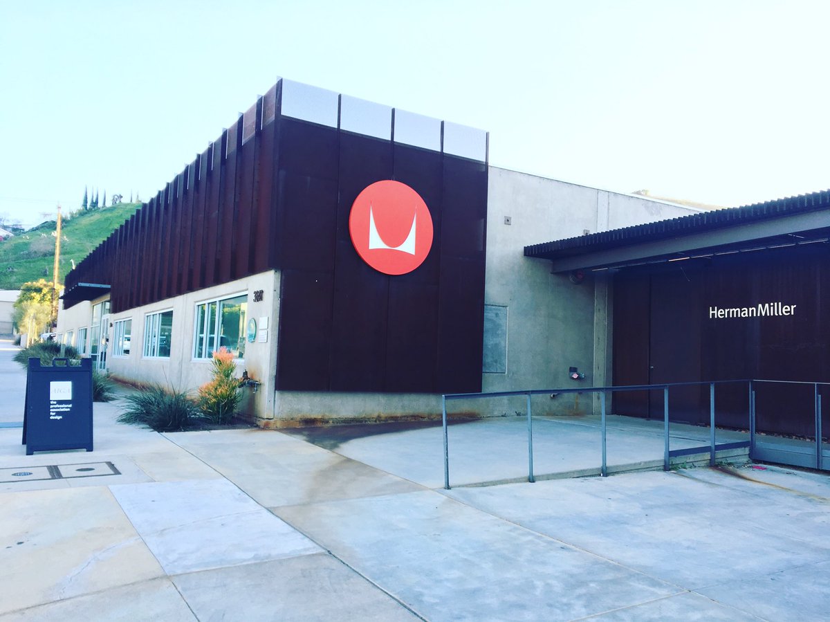 matheomrowl's tweet photo. Shout out to our partners @hermanmiller hosting @aigalosangeles #3rdwednesday event #design for #equality https://t.co/BKnyM4KJHW