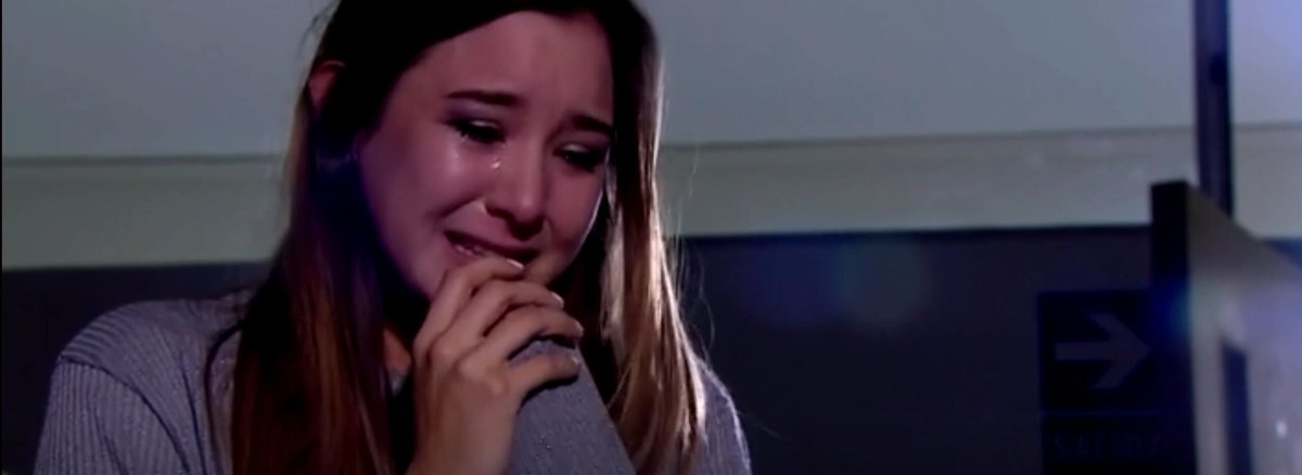 VBQFansClubArg's tweet photo. Rosy le confesó a Sergio que esta embarazada 😱 ¿Porque te fuiste Sergio?😭💔 #VBQElFinal https://t.co/5MR6vhGzre