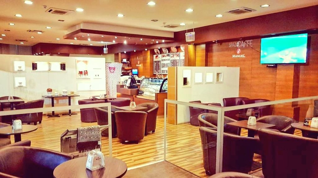 Manuelcaffe_ksa's tweet photo. نسعد با استقبالكم و خدمتكم في #مانويل #كافيه طريق الدائري الشرقي مخرج ١٢ 😀😍💐🌹
#شارك_بكلمه_استغفرالله 
#بصراحه_لازم  
#حياتك53 
#تعليق_الدراسه    
#اجتماع_المحزم_المليان 
#اليوم_العالمي_لبني_مالك٧١١ https://t.co/HLyFs72f1B
