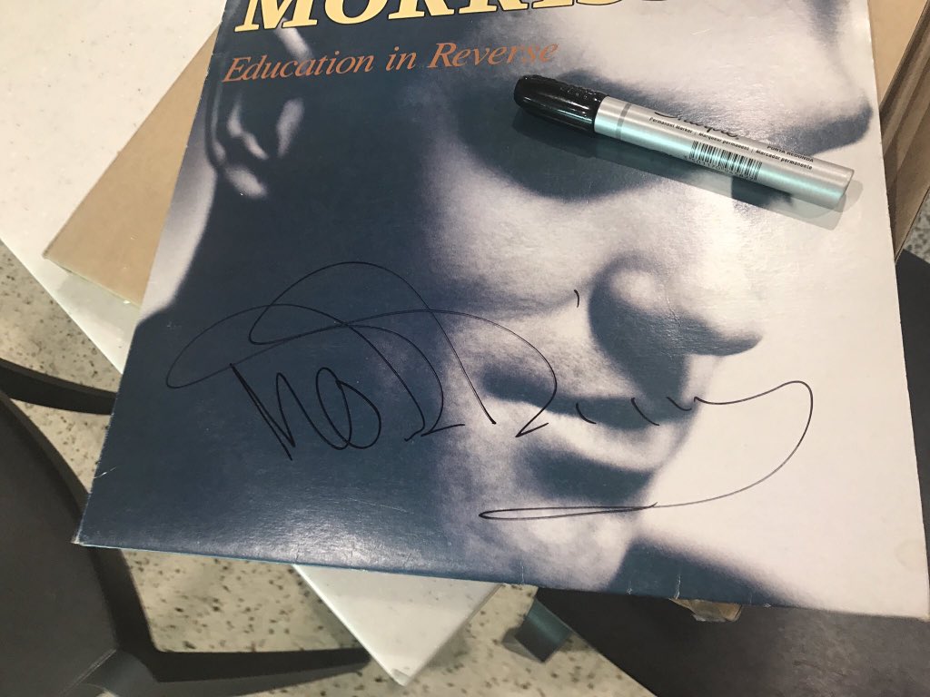 DustyPee's tweet photo. @MozMarrLyrics Got inside word on what flight he was on from Melbourne to Adelaide. Waited 2 hours for him to emerge from the lounge. Only fan there waiting. Security were being arseholes to me, but managed this... https://t.co/naSXblLpID