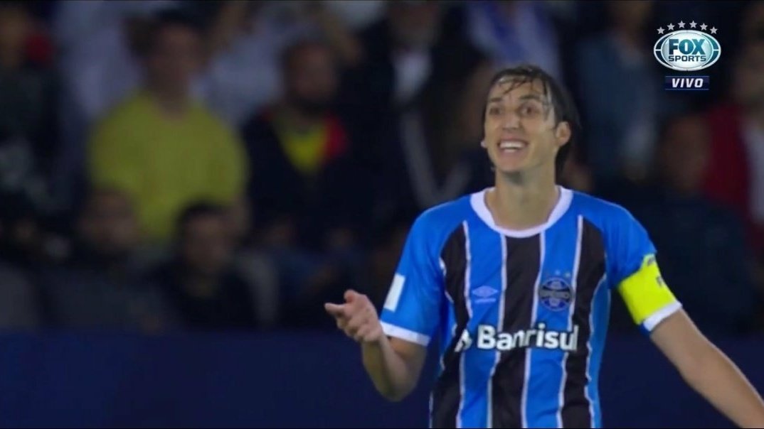 guilhermenoia23's tweet photo. O Grêmio não ia ser rebaixado? https://t.co/duUWkGsbyq
