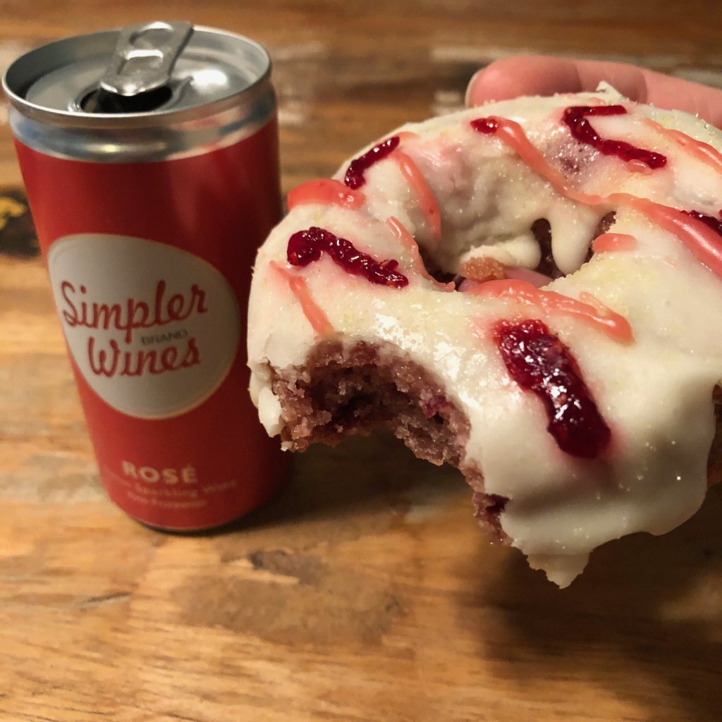 JoiBrozek's tweet photo. Food Can Be The Best Therapy https://t.co/HsaeSDhT84 https://t.co/pUDxzRY6T4