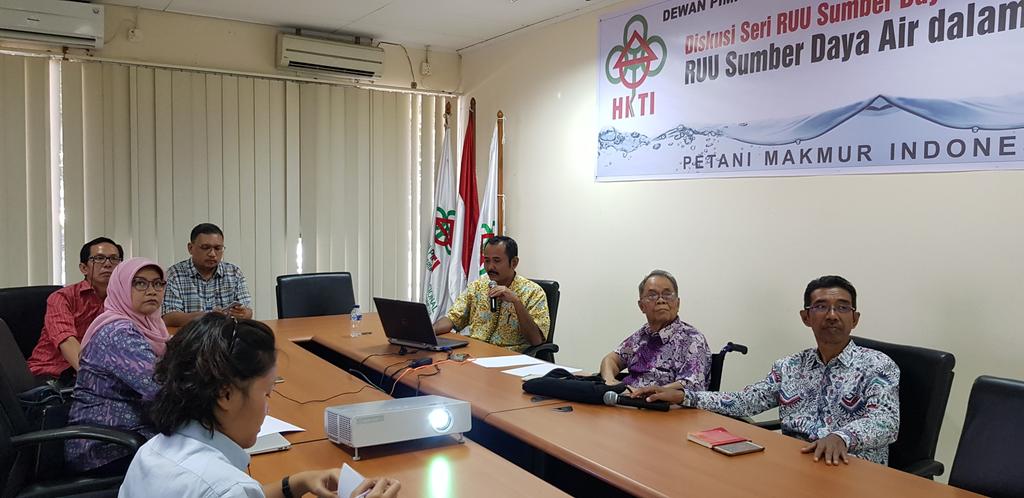 HKTI tweet media