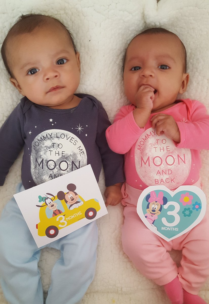 g_dreaa's tweet image. 😍😍😍 
My tiny miracles💙💖 My heartbreaker and my troublemaker 😂😘 #Twinsies #PreemieBabies😍