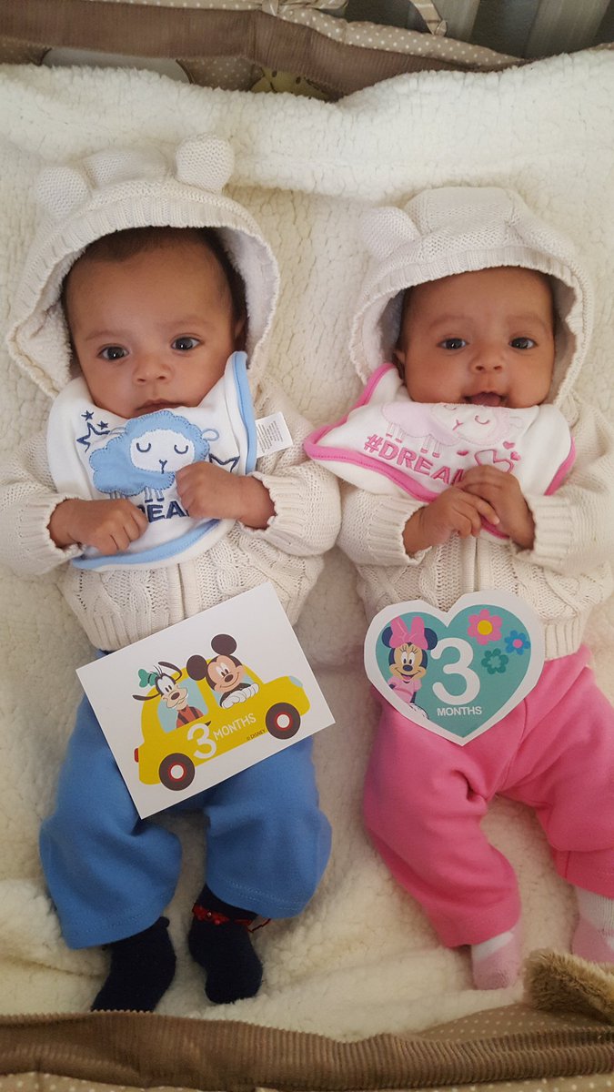 g_dreaa's tweet image. 😍😍😍 
My tiny miracles💙💖 My heartbreaker and my troublemaker 😂😘 #Twinsies #PreemieBabies😍